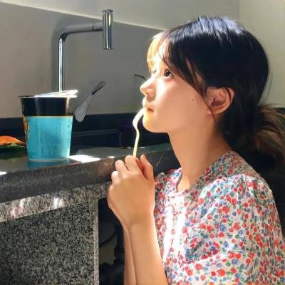 冲破黎明前的黑暗